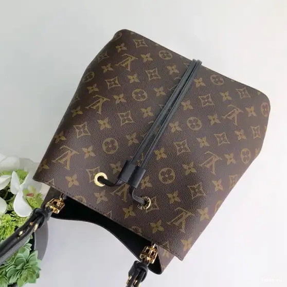 LOUIS NÉONOÉ VUITTON 0702